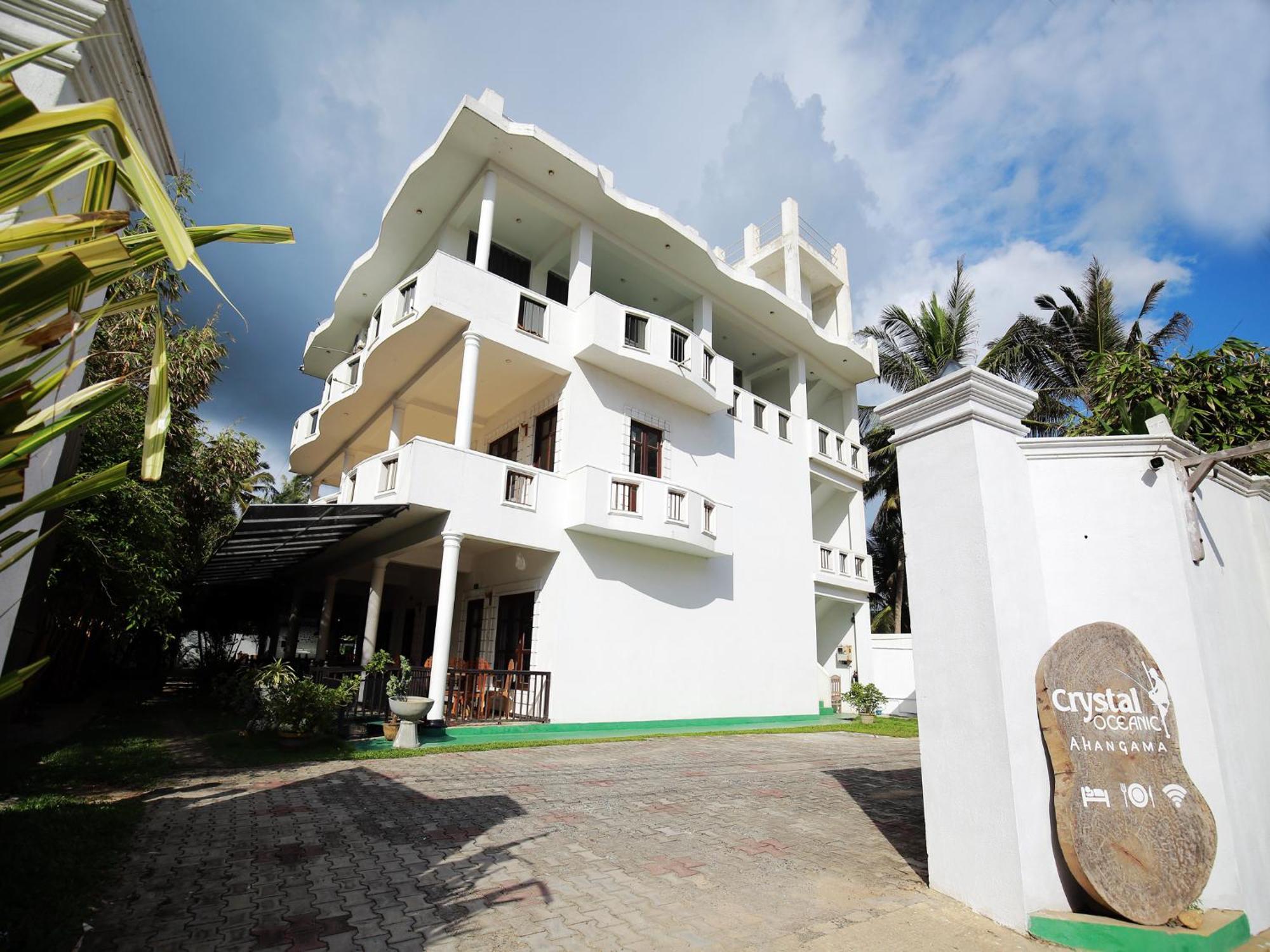 Hotel Crystal Oceanic Ahangama Exterior foto
